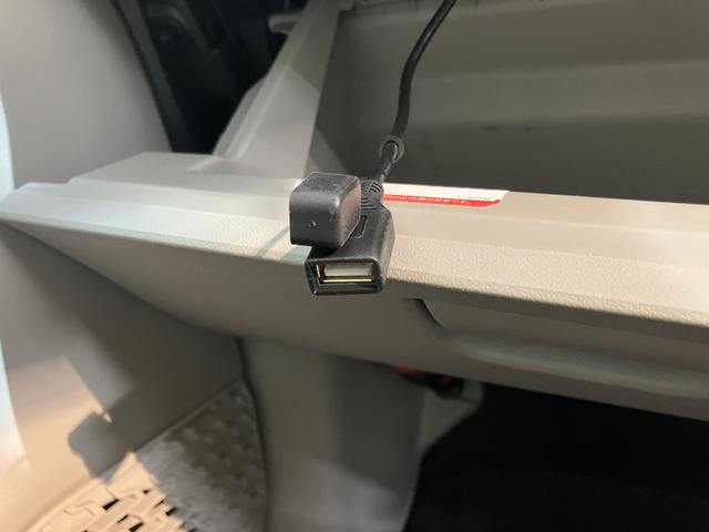 ムーヴＸ　ＳＡIII純正ナビ　フルセグＴＶ　ＣＤ　ＤＶＤ　ＵＳＢ　Ｂｌｕｅｔｏｏｔｈ　オートライト　運転席シートヒーター　プッシュスタート　アイドリングストップ　ベンチシート　電動格納ドアミラー　キーフリーシステム（愛媛県）の中古車