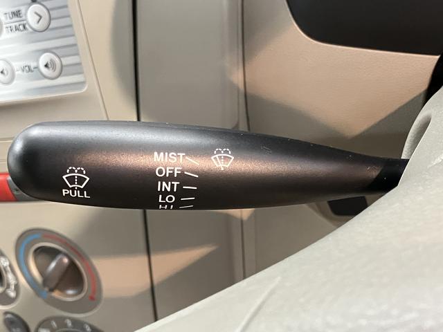 ミラXスペシャル2WD マニュアル車 マニュアルエアコン CD AM FM AUX 運転席・助手席エアバック パワーステアリング パワーウインドウ ABS(愛媛県)の中古車