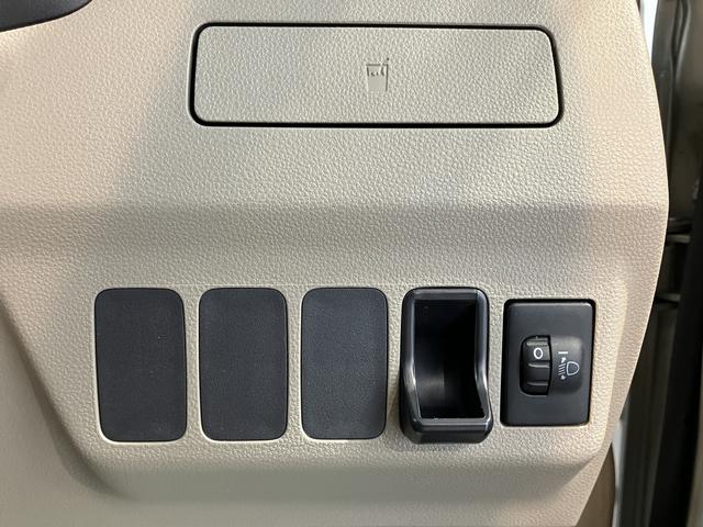 ミラXスペシャル2WD マニュアル車 マニュアルエアコン CD AM FM AUX 運転席・助手席エアバック パワーステアリング パワーウインドウ ABS(愛媛県)の中古車