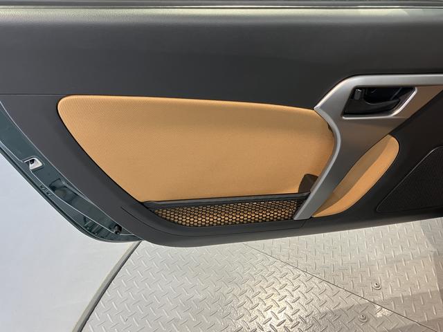 コペンセロオートライト　ＬＥＤヘッドライト　プッシュスタート　アイドリングストップ　運転席・助手席シートヒーター　純正ナビ　ＣＤ　ＤＶＤ　ＵＳＢ　Ｂｌｕｅｔｏｏｔｈ　フルセグＴＶ　ドライブレコーダー　２ＷＤ（愛媛県）の中古車