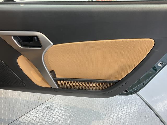 コペンセロオートライト　ＬＥＤヘッドライト　プッシュスタート　アイドリングストップ　運転席・助手席シートヒーター　純正ナビ　ＣＤ　ＤＶＤ　ＵＳＢ　Ｂｌｕｅｔｏｏｔｈ　フルセグＴＶ　ドライブレコーダー　２ＷＤ（愛媛県）の中古車