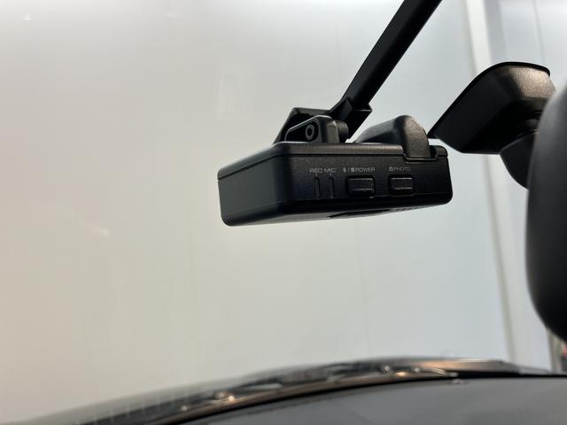 コペンセロオートライト　ＬＥＤヘッドライト　プッシュスタート　アイドリングストップ　運転席・助手席シートヒーター　純正ナビ　ＣＤ　ＤＶＤ　ＵＳＢ　Ｂｌｕｅｔｏｏｔｈ　フルセグＴＶ　ドライブレコーダー　２ＷＤ（愛媛県）の中古車