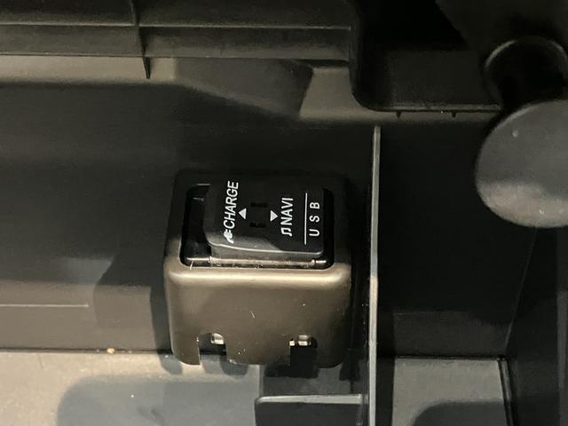 コペンセロオートライト　ＬＥＤヘッドライト　プッシュスタート　アイドリングストップ　運転席・助手席シートヒーター　純正ナビ　ＣＤ　ＤＶＤ　ＵＳＢ　Ｂｌｕｅｔｏｏｔｈ　フルセグＴＶ　ドライブレコーダー　２ＷＤ（愛媛県）の中古車