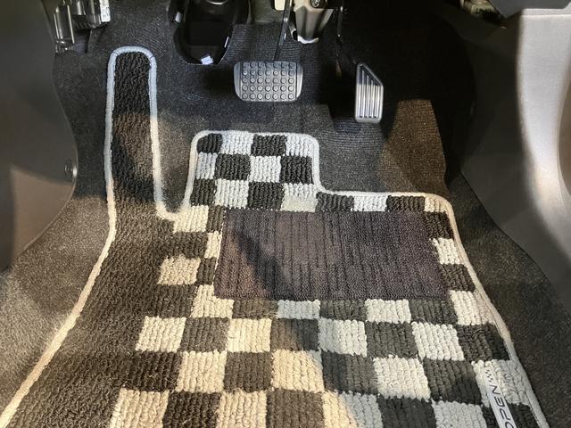 コペンセロオートライト　ＬＥＤヘッドライト　プッシュスタート　アイドリングストップ　運転席・助手席シートヒーター　純正ナビ　ＣＤ　ＤＶＤ　ＵＳＢ　Ｂｌｕｅｔｏｏｔｈ　フルセグＴＶ　ドライブレコーダー　２ＷＤ（愛媛県）の中古車