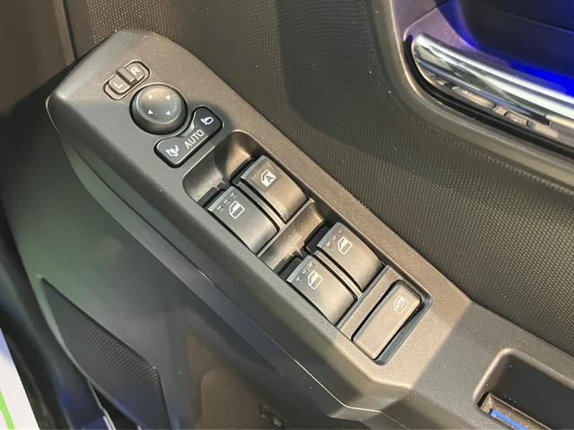 タフトＧターボ　クロムベンチャープッシュスタート　アイドリングストップ　コーナーセンサー　アダプティブクルーズコントロール　ＬＥＤヘッドライト　運転席・助手席シートヒーター　純正ナビ　ＣＤ　ＤＶＤ　ＵＳＢ　Ｂｌｕｅｔｏｏｔｈ　２ＷＤ（愛媛県）の中古車