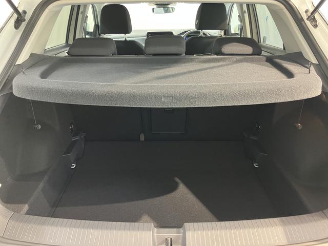 VW T−ロックTSI アクティブオートライト LEDヘッドライト 電動パーキングブレーキ オートブレーキホールド プッシュスタート アダプティブクルーズコントロール アイドリングストップ コーナーセンサー パークアシスト 純正ナビ(愛媛県)の中古車