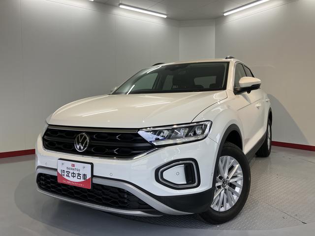 VW T−ロックTSI アクティブオートライト LEDヘッドライト 電動パーキングブレーキ オートブレーキホールド プッシュスタート アダプティブクルーズコントロール アイドリングストップ コーナーセンサー パークアシスト 純正ナビ(愛媛県)の中古車