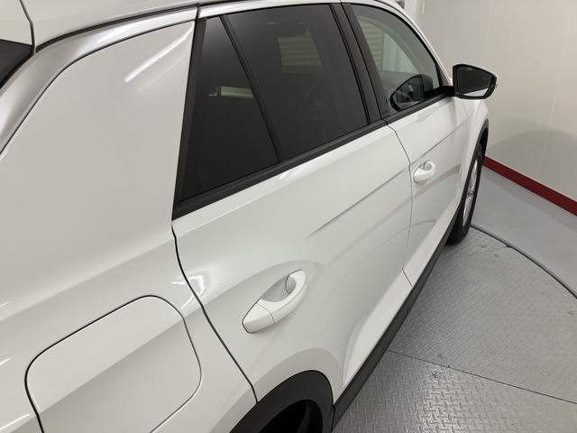 VW T−ロックTSI アクティブオートライト LEDヘッドライト 電動パーキングブレーキ オートブレーキホールド プッシュスタート アダプティブクルーズコントロール アイドリングストップ コーナーセンサー パークアシスト 純正ナビ(愛媛県)の中古車