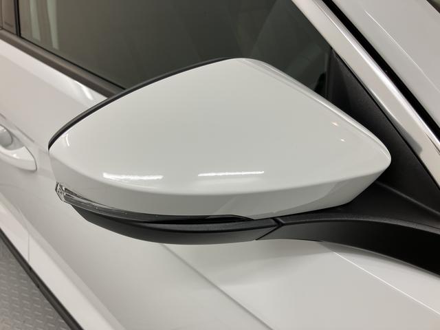 VW T−ロックTSI アクティブオートライト LEDヘッドライト 電動パーキングブレーキ オートブレーキホールド プッシュスタート アダプティブクルーズコントロール アイドリングストップ コーナーセンサー パークアシスト 純正ナビ(愛媛県)の中古車