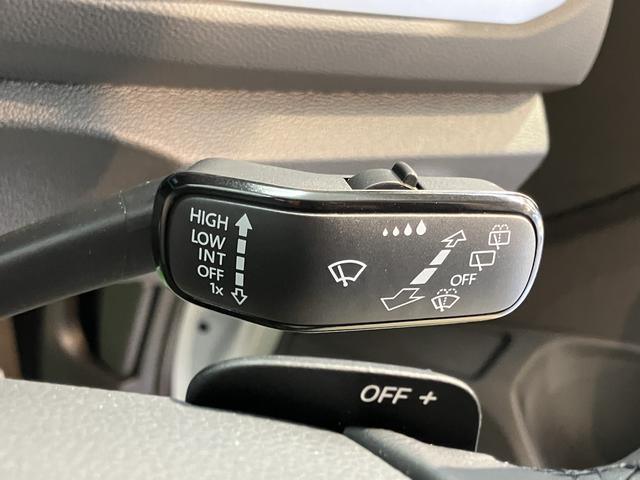 VW T−ロックTSI アクティブオートライト LEDヘッドライト 電動パーキングブレーキ オートブレーキホールド プッシュスタート アダプティブクルーズコントロール アイドリングストップ コーナーセンサー パークアシスト 純正ナビ(愛媛県)の中古車