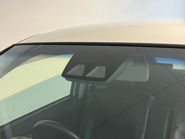 ムーヴカスタム　ＲＳ　ハイパーＳＡIIIＣＤ　ＤＶＤ　パノラマモニター　ＵＳＢ　Ｂｌｕｅｔｏｏｔｈ　プッシュスタート　アイドリングストップ　オートライト　ＬＥＤヘッドライト　運転席シートヒーター　ベンチシート　電動格納ドアミラー　キーフリー（愛媛県）の中古車