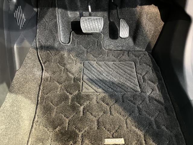 ロッキーG純正ナビ バックモニター フルセグTV CD DVD USB Bluetooth ドラレコ ETC 前席シートヒーター クルーズコントロール オートライト LEDヘッドライト アイドリングストップ(愛媛県)の中古車