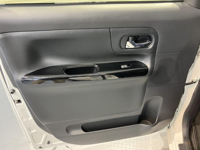 ムーヴキャンバスＧブラックアクセントＶＳ　ＳＡIII純正ナビ　パノラマモニター　フルセグＴＶ　ＣＤ　ＤＶＤ　ＵＳＢ　Ｂｌｕｅｔｏｏｔｈ　ドラレコ　ＥＴＣ　両側電動スライドドア　運転席シートヒーター　オートライト　ＬＥＤヘッドライト　アイドリングストップ（愛媛県）の中古車