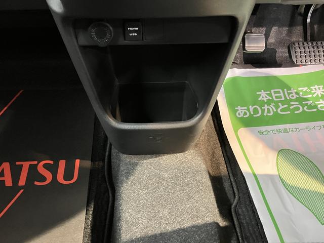 ムーヴキャンバスＧブラックアクセントＶＳ　ＳＡIII純正ナビ　パノラマモニター　フルセグＴＶ　ＣＤ　ＤＶＤ　ＵＳＢ　Ｂｌｕｅｔｏｏｔｈ　ドラレコ　ＥＴＣ　両側電動スライドドア　運転席シートヒーター　オートライト　ＬＥＤヘッドライト　アイドリングストップ（愛媛県）の中古車