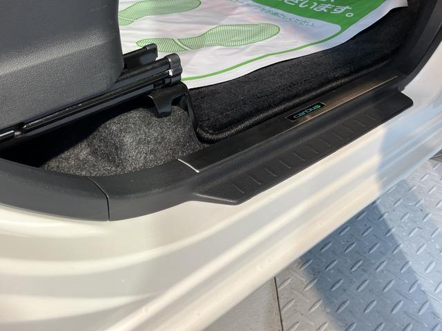 ムーヴキャンバスＧブラックアクセントＶＳ　ＳＡIII純正ナビ　パノラマモニター　フルセグＴＶ　ＣＤ　ＤＶＤ　ＵＳＢ　Ｂｌｕｅｔｏｏｔｈ　ドラレコ　ＥＴＣ　両側電動スライドドア　運転席シートヒーター　オートライト　ＬＥＤヘッドライト　アイドリングストップ（愛媛県）の中古車