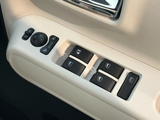 ムーヴキャンバスストライプスG純正ナビ パノラマモニター フルセグTV CD DVD USB Bluetooth ドラレコ ETC 両側電動スライドドア 前席シートヒーター オートライト LEDヘッドライト 電動パーキング(愛媛県)の中古車