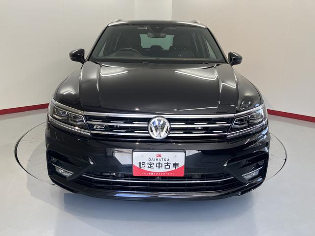 VW ティグアンTSI Rラインプッシュスタート アイドリングストップ コーナーセンサー パークアシスト オートブレーキホールド 電動パーキングブレーキ オートライト LEDヘッドライト アダプティブクルーズコントロール 2WD(愛媛県)の中古車