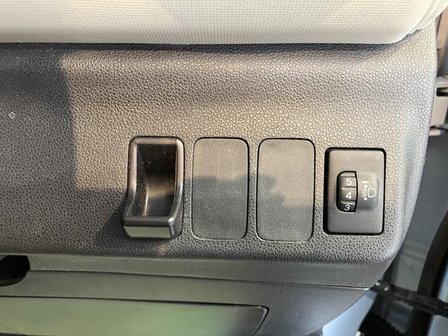 ミラココアココアプラスＸ２ＷＤ　オートライト　ハロゲンヘッドライト　フロントフォグランプ　盗難防止装置　ベンチシート　純正ナビ　ＣＤ　ワンセグＴＶ　ＵＳＢ　ＡＭ　ＦＭ　バックカメラ　電動格納ミラー　運転席・助手席エアバック（愛媛県）の中古車