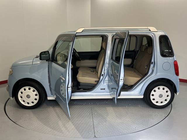 ミラココアココアプラスＸ２ＷＤ　オートライト　ハロゲンヘッドライト　フロントフォグランプ　盗難防止装置　ベンチシート　純正ナビ　ＣＤ　ワンセグＴＶ　ＵＳＢ　ＡＭ　ＦＭ　バックカメラ　電動格納ミラー　運転席・助手席エアバック（愛媛県）の中古車