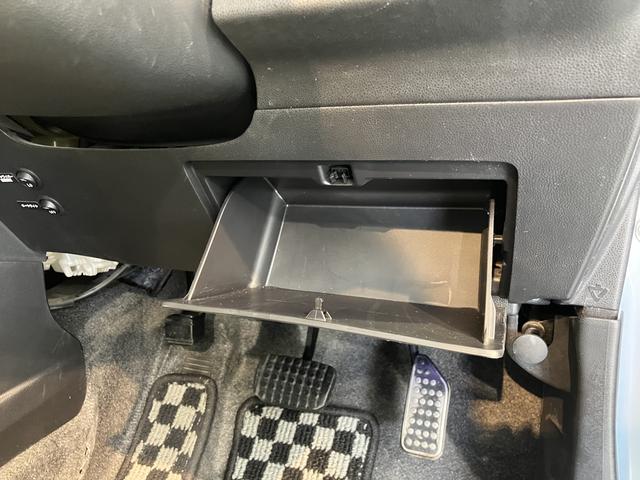 ミラココアココアプラスＸ２ＷＤ　オートライト　ハロゲンヘッドライト　フロントフォグランプ　盗難防止装置　ベンチシート　純正ナビ　ＣＤ　ワンセグＴＶ　ＵＳＢ　ＡＭ　ＦＭ　バックカメラ　電動格納ミラー　運転席・助手席エアバック（愛媛県）の中古車