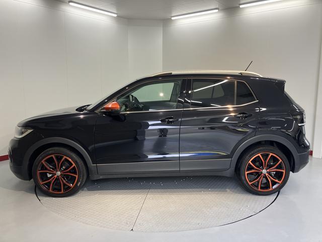 ＶＷ Ｔ−クロスＴＳＩ　１ｓｔプッシュスタート　アアイドリングストップ　コーナーセンサー　パーキングアシスト　アダプティブクルーズコントロール　レーンキープアシスト　オートライト　ＬＥＤヘッドライト　フロントフォグランプ　２ＷＤ（愛媛県）の中古車