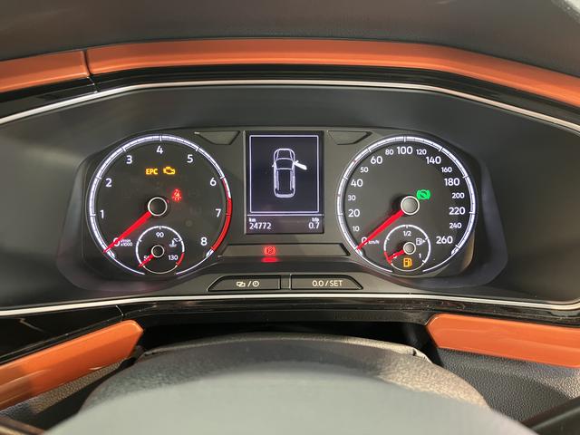 ＶＷ Ｔ−クロスＴＳＩ　１ｓｔプッシュスタート　アアイドリングストップ　コーナーセンサー　パーキングアシスト　アダプティブクルーズコントロール　レーンキープアシスト　オートライト　ＬＥＤヘッドライト　フロントフォグランプ　２ＷＤ（愛媛県）の中古車