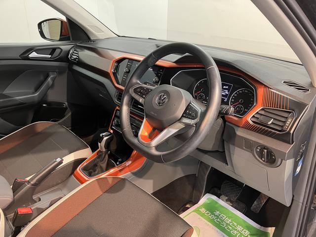ＶＷ Ｔ−クロスＴＳＩ　１ｓｔプッシュスタート　アアイドリングストップ　コーナーセンサー　パーキングアシスト　アダプティブクルーズコントロール　レーンキープアシスト　オートライト　ＬＥＤヘッドライト　フロントフォグランプ　２ＷＤ（愛媛県）の中古車