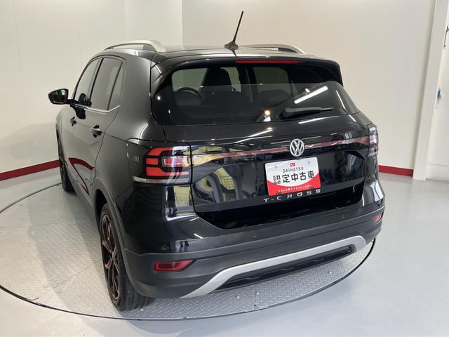 ＶＷ Ｔ−クロスＴＳＩ　１ｓｔプッシュスタート　アアイドリングストップ　コーナーセンサー　パーキングアシスト　アダプティブクルーズコントロール　レーンキープアシスト　オートライト　ＬＥＤヘッドライト　フロントフォグランプ　２ＷＤ（愛媛県）の中古車
