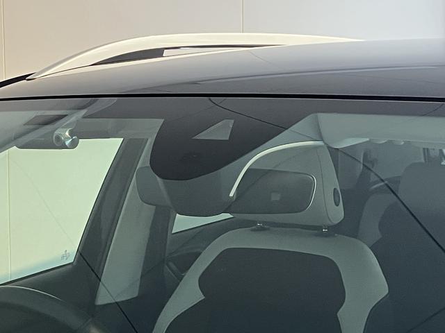 ＶＷ Ｔ−クロスＴＳＩ　１ｓｔプッシュスタート　アアイドリングストップ　コーナーセンサー　パーキングアシスト　アダプティブクルーズコントロール　レーンキープアシスト　オートライト　ＬＥＤヘッドライト　フロントフォグランプ　２ＷＤ（愛媛県）の中古車