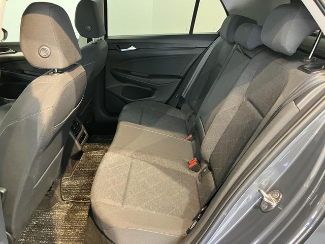 ＶＷ ゴルフＴＤＩアクティブアドバンス純正ナビ　バックモニター　フルセグＴＶ　ＥＴＣ　前席シートヒーター　障害物センサー　クルーズコントロール　ハンドルヒーター　オートライト　ＬＥＤヘッドライト　電動パーキング　アイドリングストップ（愛媛県）の中古車