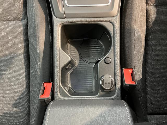 ＶＷ ゴルフＴＤＩアクティブアドバンス純正ナビ　バックモニター　フルセグＴＶ　ＥＴＣ　前席シートヒーター　障害物センサー　クルーズコントロール　ハンドルヒーター　オートライト　ＬＥＤヘッドライト　電動パーキング　アイドリングストップ（愛媛県）の中古車