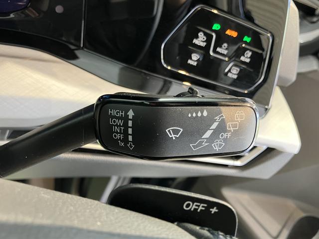 ＶＷ ゴルフＴＤＩアクティブアドバンス純正ナビ　バックモニター　フルセグＴＶ　ＥＴＣ　前席シートヒーター　障害物センサー　クルーズコントロール　ハンドルヒーター　オートライト　ＬＥＤヘッドライト　電動パーキング　アイドリングストップ（愛媛県）の中古車