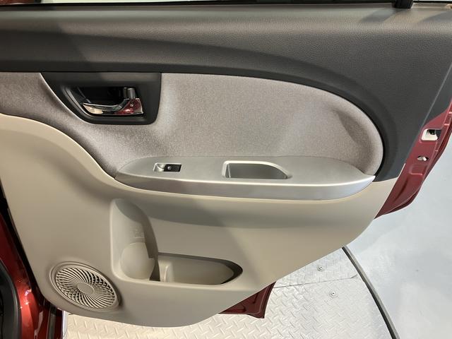 キャストスタイルＧ　ＳＡIIプッシュスタート　アイドリングストップ　盗難防止装置　オートライト　ＬＥＤヘッドライト　フロントフォグランプ　レーンキープアシスト　ベンチシート　純正ナビ　ＣＤ　ＤＶＤ　ＵＳＢ　ＳＤ　バックカメラ（愛媛県）の中古車