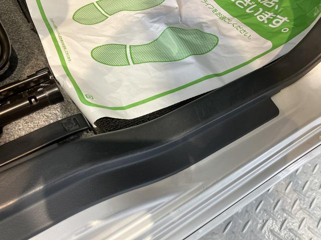 ワゴンＲＦＸリミテッド２ＷＤ　プッシュスタート　ベンチシート　ハロゲンヘッドライト　アイドリングストップ　ハロゲンヘッドライト　社外ナビ　ＣＤ　ＤＶＤ　Ｂｌｕｅｔｏｏｔｈ　ＳＤ　前方ドライブレコーダー　ＥＴＣ車載器（愛媛県）の中古車