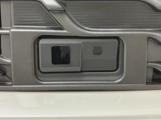 ブーンＸ　Ｇパッケージ　ＳＡIIプッシュスタート　アイドリングストップ　　オートライト　ＬＥＤヘッドライト　フロントフォグランプ　ベンチシート　盗難防止装置　レーンキープアシスト　純正ナビ　ＣＤ　ＤＶＤ　ＳＤ　ＵＳＢ　バックカメラ（愛媛県）の中古車