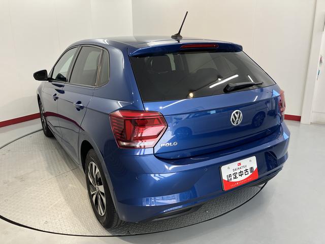 ＶＷ ポロＴＳＩコンフォートラインアイドリングストップ　パークアシスト　コーナーセンサー　アダプティブクルーズコントロール　オートライト　リヤフォグランプ　ワイヤレス充電　純正ナビ　ＣＤ　ＤＶＤ　ＳＤ　ＵＳＢ　フルセグ　バックカメラ（愛媛県）の中古車