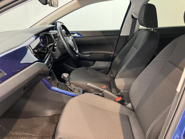 ＶＷ ポロＴＳＩコンフォートラインアイドリングストップ　パークアシスト　コーナーセンサー　アダプティブクルーズコントロール　オートライト　リヤフォグランプ　ワイヤレス充電　純正ナビ　ＣＤ　ＤＶＤ　ＳＤ　ＵＳＢ　フルセグ　バックカメラ（愛媛県）の中古車