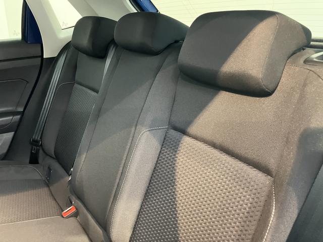 ＶＷ ポロＴＳＩコンフォートラインアイドリングストップ　パークアシスト　コーナーセンサー　アダプティブクルーズコントロール　オートライト　リヤフォグランプ　ワイヤレス充電　純正ナビ　ＣＤ　ＤＶＤ　ＳＤ　ＵＳＢ　フルセグ　バックカメラ（愛媛県）の中古車