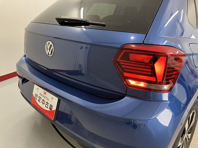 ＶＷ ポロＴＳＩコンフォートラインアイドリングストップ　パークアシスト　コーナーセンサー　アダプティブクルーズコントロール　オートライト　リヤフォグランプ　ワイヤレス充電　純正ナビ　ＣＤ　ＤＶＤ　ＳＤ　ＵＳＢ　フルセグ　バックカメラ（愛媛県）の中古車