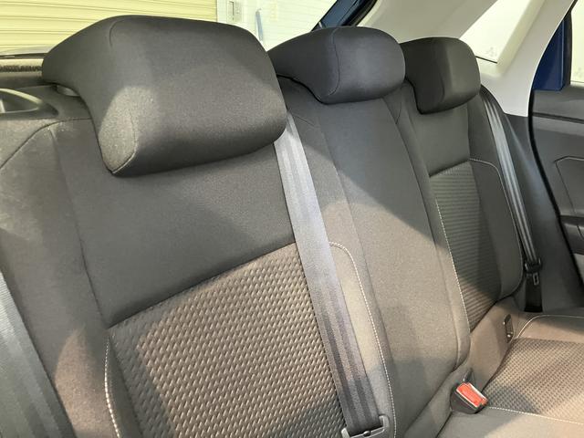 ＶＷ ポロＴＳＩコンフォートラインアイドリングストップ　パークアシスト　コーナーセンサー　アダプティブクルーズコントロール　オートライト　リヤフォグランプ　ワイヤレス充電　純正ナビ　ＣＤ　ＤＶＤ　ＳＤ　ＵＳＢ　フルセグ　バックカメラ（愛媛県）の中古車