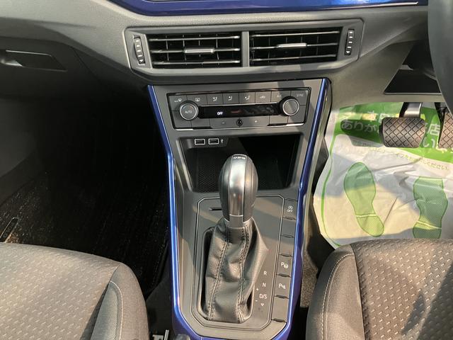 ＶＷ ポロＴＳＩコンフォートラインアイドリングストップ　パークアシスト　コーナーセンサー　アダプティブクルーズコントロール　オートライト　リヤフォグランプ　ワイヤレス充電　純正ナビ　ＣＤ　ＤＶＤ　ＳＤ　ＵＳＢ　フルセグ　バックカメラ（愛媛県）の中古車
