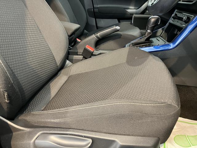 ＶＷ ポロＴＳＩコンフォートラインアイドリングストップ　パークアシスト　コーナーセンサー　アダプティブクルーズコントロール　オートライト　リヤフォグランプ　ワイヤレス充電　純正ナビ　ＣＤ　ＤＶＤ　ＳＤ　ＵＳＢ　フルセグ　バックカメラ（愛媛県）の中古車