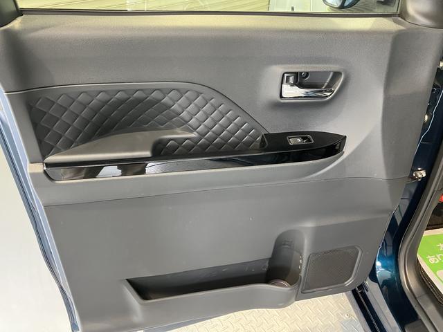 タントカスタムＲＳプッシュスタート　両側電動スライドドア　コーナーセンサー　アイドリングストップ　オートライト　オートマチックハイビーム　ＬＥＤヘッドライト　フロントフォグランプ　運転席・助手席シートヒーター　２ＷＤ（愛媛県）の中古車