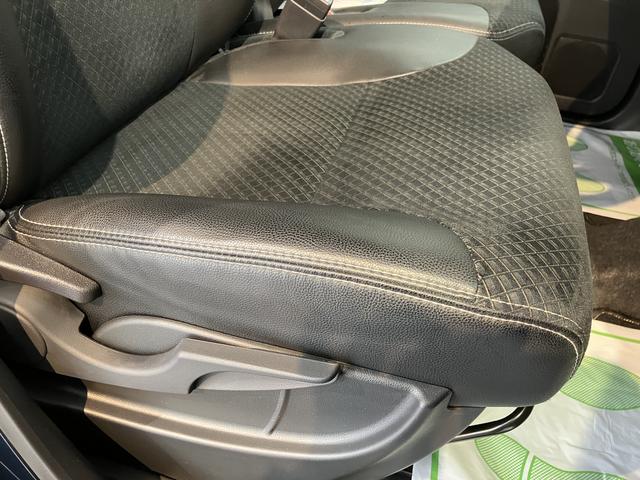 タントカスタムＲＳプッシュスタート　両側電動スライドドア　コーナーセンサー　アイドリングストップ　オートライト　オートマチックハイビーム　ＬＥＤヘッドライト　フロントフォグランプ　運転席・助手席シートヒーター　２ＷＤ（愛媛県）の中古車