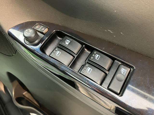 タントカスタムＲＳ　トップエディションＳＡIIIプッシュスタート　両側電動スライドドア　アイドリングストップ　オートライト　オートマチックハイビーム　ＬＥＤヘッドライト　フロントフォグランプ　運転席シートヒーター　ベンチシート　社外ナビ　フルセグ（愛媛県）の中古車