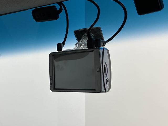 タントカスタムＲＳ　トップエディションＳＡIIIプッシュスタート　両側電動スライドドア　アイドリングストップ　オートライト　オートマチックハイビーム　ＬＥＤヘッドライト　フロントフォグランプ　運転席シートヒーター　ベンチシート　社外ナビ　フルセグ（愛媛県）の中古車