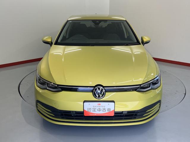 ＶＷ ゴルフＴＤＩアクティブアドバンスプッシュスタート　電動パーキングブレーキ　オートブレーキホールド　ワイヤレス充電　運転席・助手席シートヒーター　アイドリングストップ　アダプティブクルーズコントロール　オートライト　リヤフォグランプ（愛媛県）の中古車