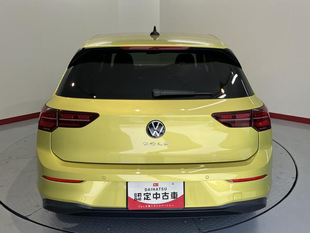 ＶＷ ゴルフＴＤＩアクティブアドバンスプッシュスタート　電動パーキングブレーキ　オートブレーキホールド　ワイヤレス充電　運転席・助手席シートヒーター　アイドリングストップ　アダプティブクルーズコントロール　オートライト　リヤフォグランプ（愛媛県）の中古車