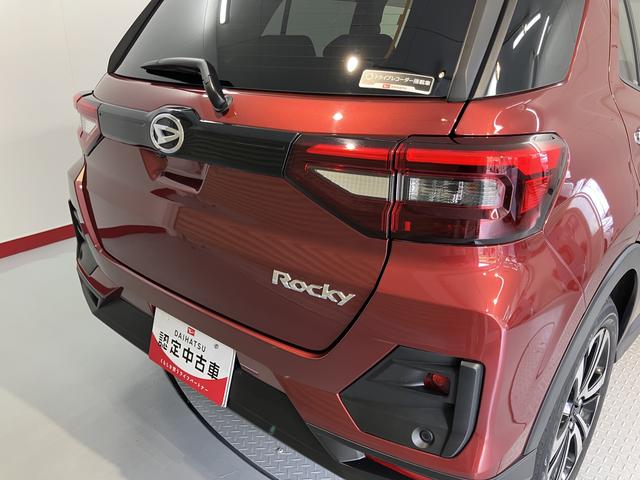 ロッキープレミアムＧメモリーナビ　パノラマモニター　ドライブレコーダー　ＥＴＣ車載器　アダプティブクルーズコントロール　ＬＥＤヘッドライト　フォグランプ　前席シートヒーター　プッシュスタート　スマートアシスト（愛媛県）の中古車