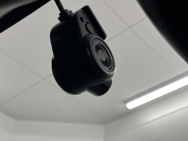 ロッキープレミアムＧメモリーナビ　パノラマモニター　ドライブレコーダー　ＥＴＣ車載器　アダプティブクルーズコントロール　ＬＥＤヘッドライト　フォグランプ　前席シートヒーター　プッシュスタート　スマートアシスト（愛媛県）の中古車